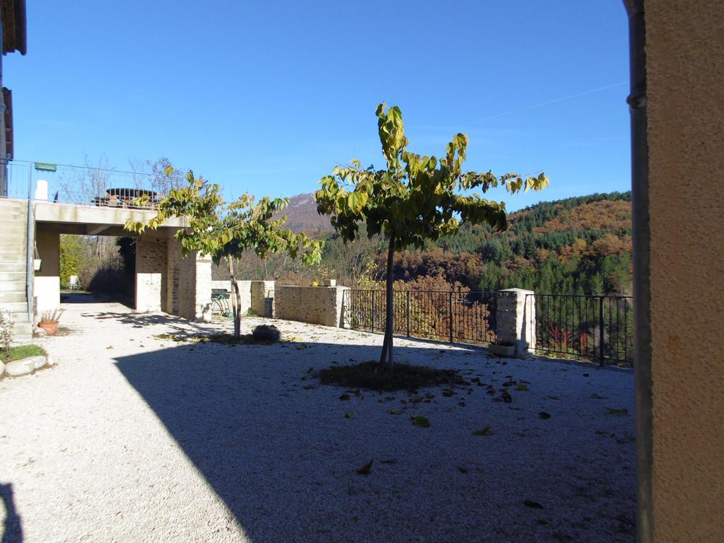 La Ferme de Valauris Panzió Sisteron Kültér fotó